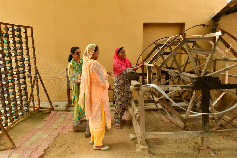 What is handloom khes?