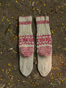 Lahauli Handknit Socks - White & Pink